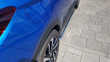 Opel Grandland X sidebars 60 mm met RVS trede