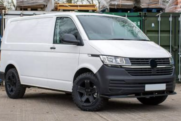 Voorspoiler Volkswagen T6.1 – Zwart Hoogglans