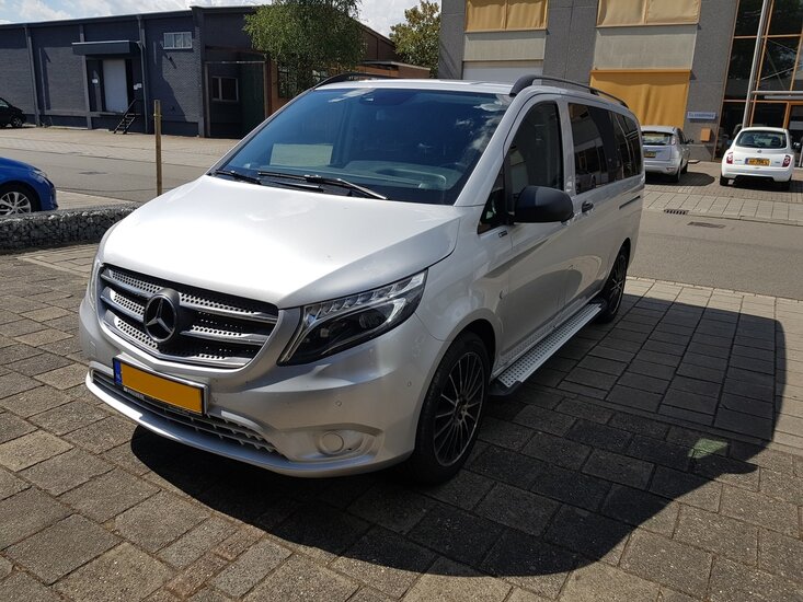 Mercedes V-Klasse L3 2014 tot 2020 - aluminium treeplanken grijs - ronde nop