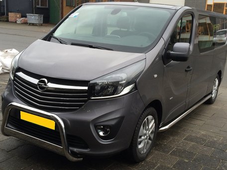 Opel Vivaro L1 2014+ sidebars 60 mm gebogen naar dorpel