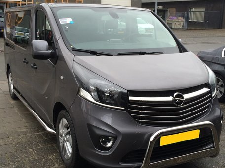 Opel Vivaro L2 2014+ sidebars 60 mm gebogen naar dorpel