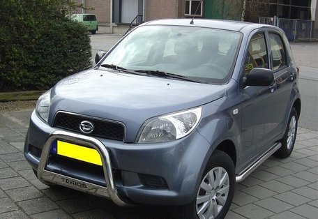 Daihatsu Terios 2006+ sidebars 60 mm met RVS trede