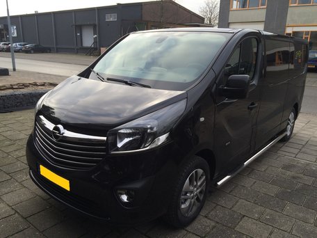 Opel Vivaro vanaf 2014+ L1 sidebars buis 70 mm met 3 steps 