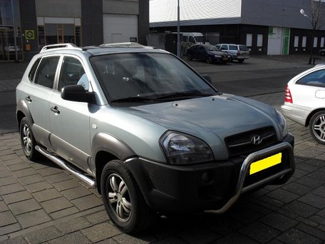 Hyundai Tucson 2004 tot 2010 sidebars 80 mm met steps