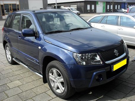 Suzuki New Grand Vitara Sidebars buis 80 mm met 4 steps