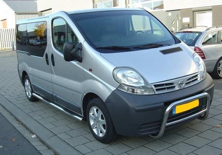 Nissan Primastar L1 Sidebars buis 70 mm met 3 steps