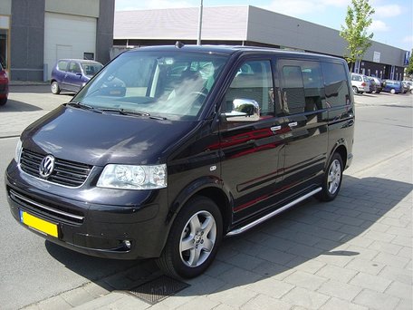 Volkswagen T5 / T5 GP L2 Sidebars buis 60 mm gebogen naar dorpel