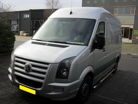 Volkswagen Crafter Sidebars buis 70 mm met 3 steps L1